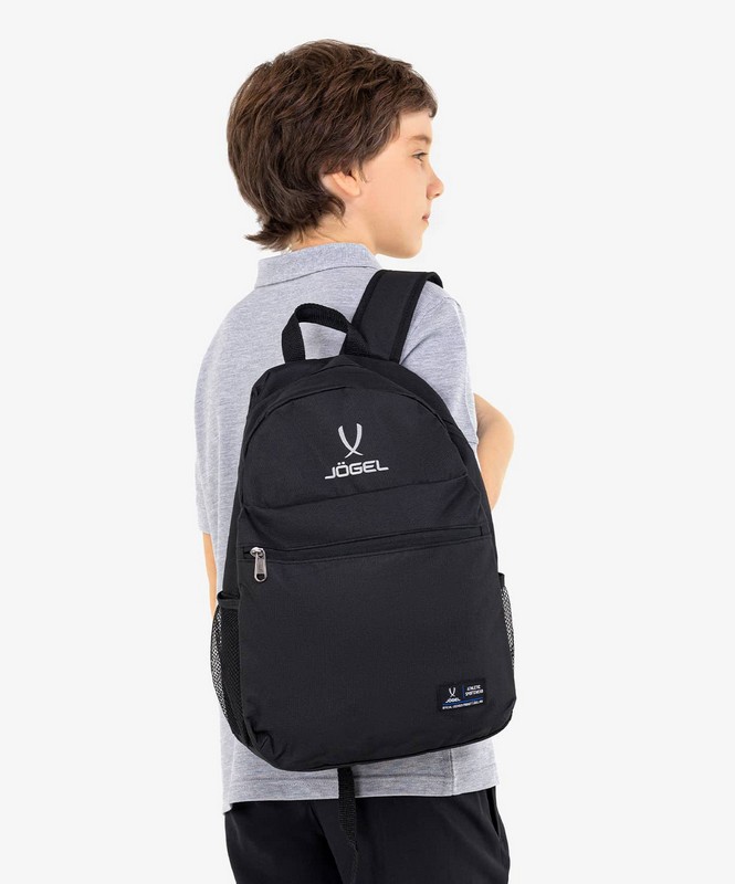 Рюкзак Jogel ESSENTIAL Classic Backpack, черный 665_800